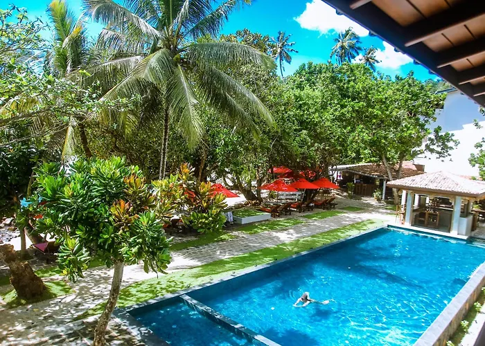 Surf Sea Breeze Hotell Mirissa