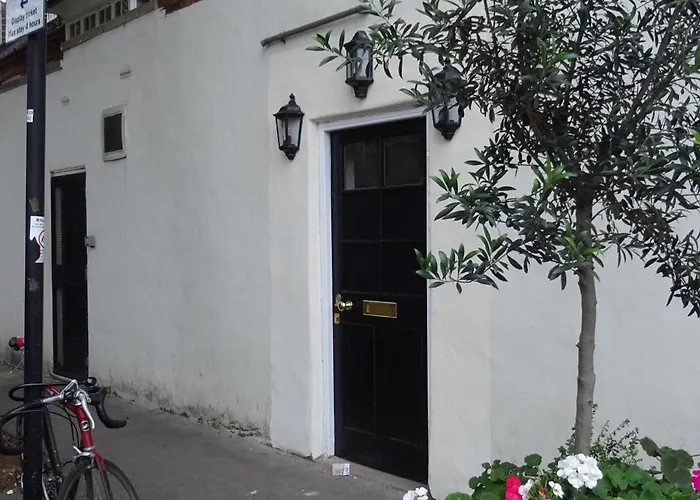 Abc Bed And Breakfast London