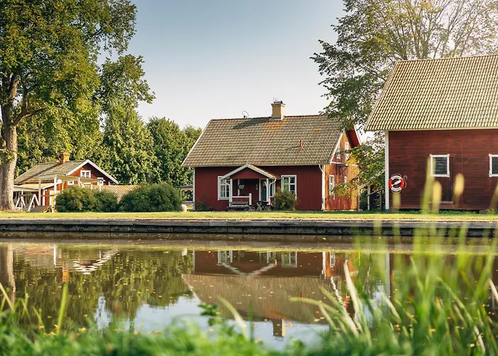 Hajstorp Slusscafé&Vandrarhem Töreboda