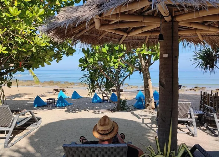 The Lazy Lodge Ko Lanta