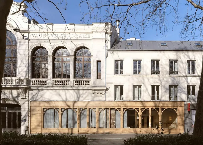 Elysee Montmartre Hotel Paris