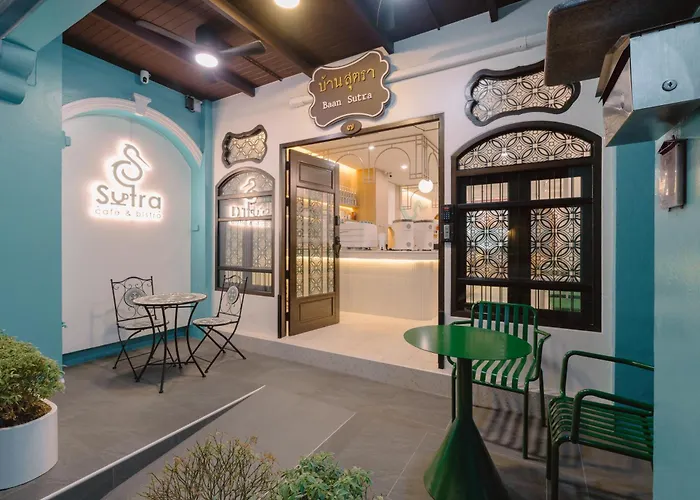 Baan Sutra Guesthouse Phuket