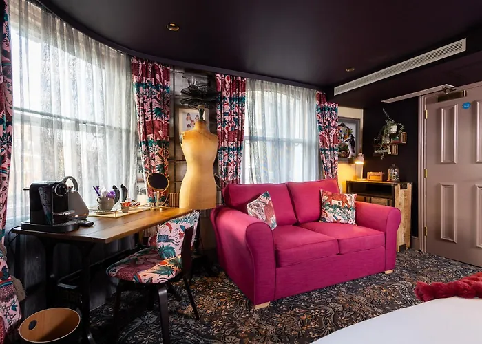 The Kings Arms Pub & Boutique Rooms London