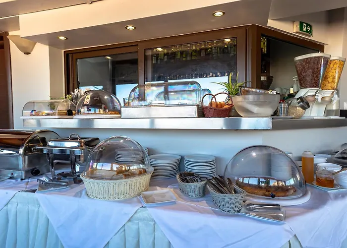 Hotel Byron Aten