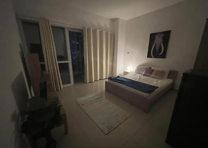 Tiger Tower Bed and Breakfast Dubai