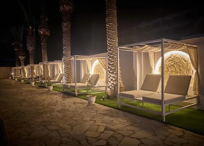 Bohemian Gardens Hotel Protaras