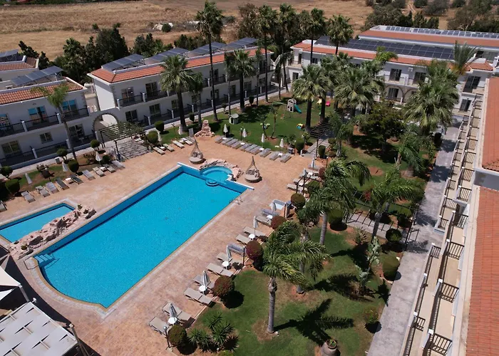 Loutsiana Deluxe Apts Ajía Nápa