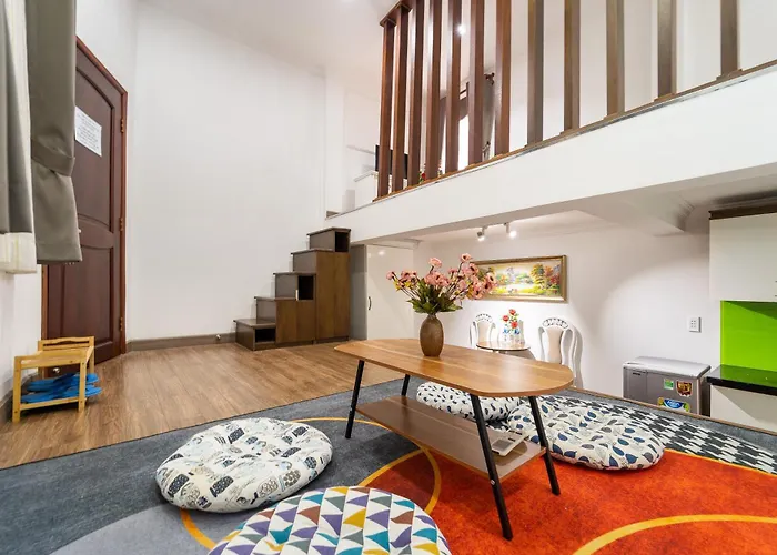 Gin House Hotel & Apartment Near Turtle Lake Ho Chi Minh-staden
