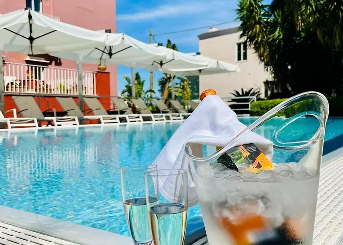 Palatium Mari Hotell Capri