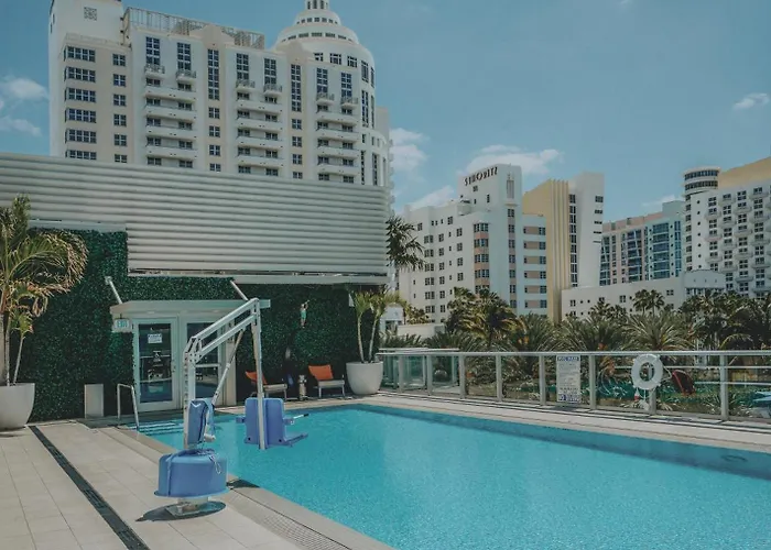 Iberostar Waves Berkeley Shore Miami Beach