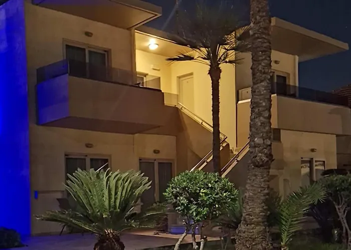 Lola'S Hotel Platanés