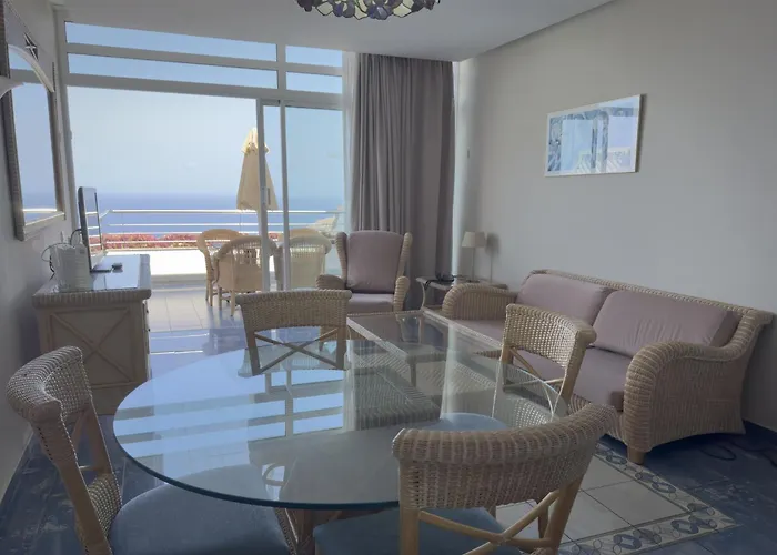 Holiday Club Jardin Amadores