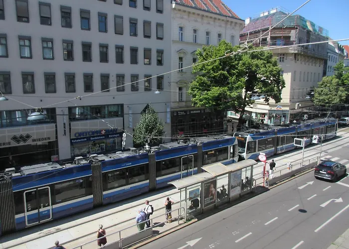 HotellAttache L Contactless Check-In