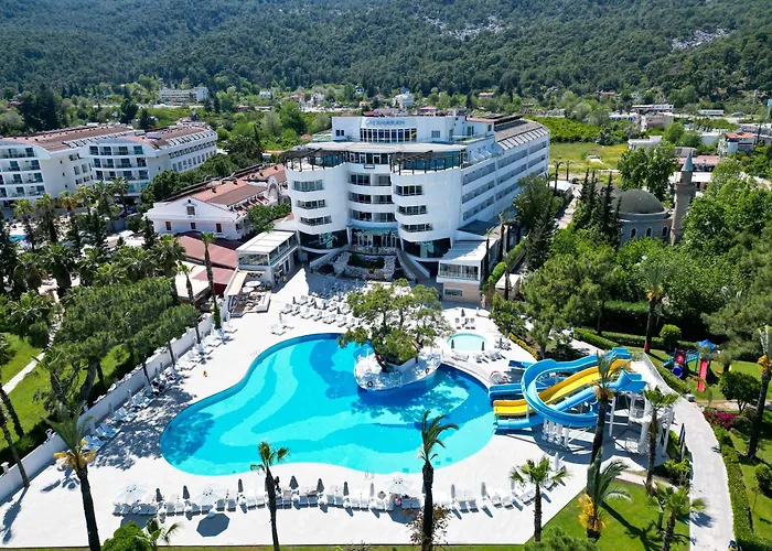 Catamaran Quality Times Hotell Kemer