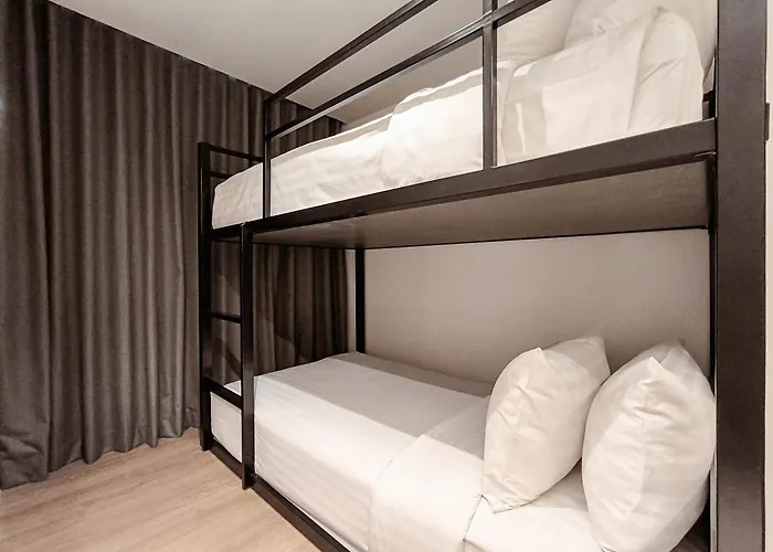 Citrus Sukhumvit 13 Nana Bangkok By Compass Hospitality - Newly Renovated Hotell