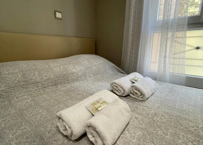 Hotel De L'Aveyron Paris