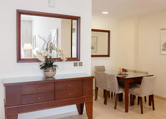 Grand Millennium Dubai Hotell