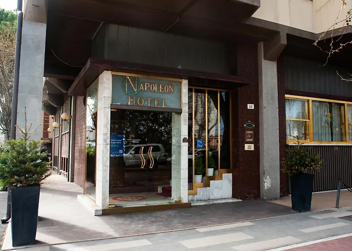 HotellNapoleon - City & Station