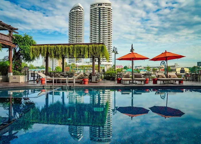 Riva Surya Bangkok Hotell