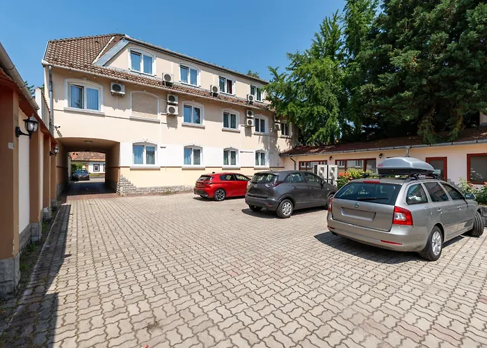 Hotel Palota City Budapest