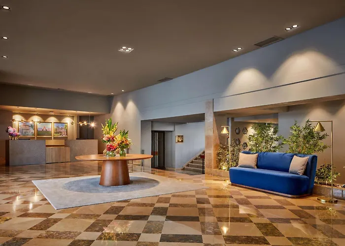 Nh Sintra Centro Hotell