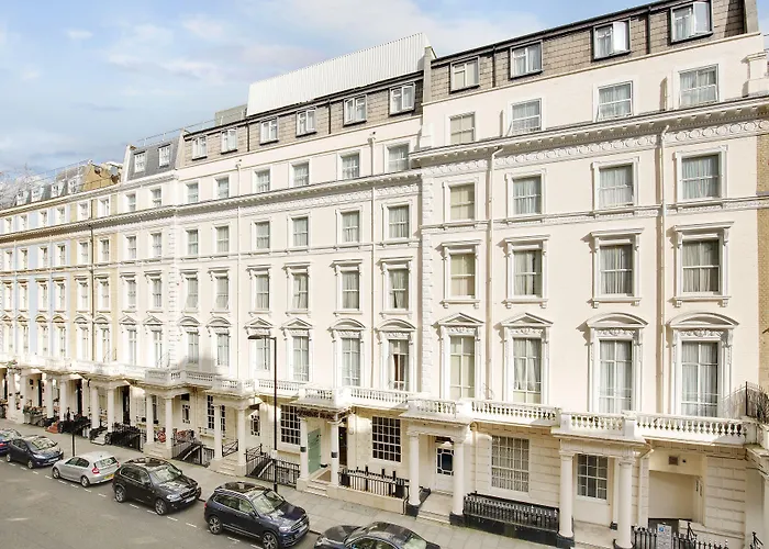 Bright Modern Flat Close To Queensway London