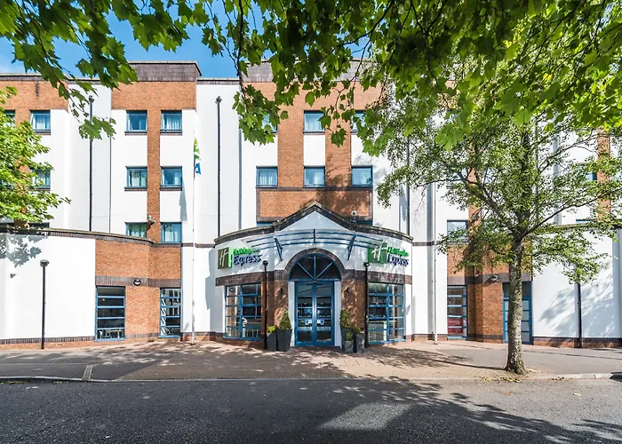 Holiday Inn Express Belfast City By Ihg