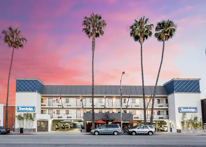 Travelodge By Wyndham Culver City Los Angeles