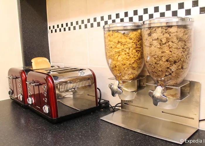 Colliers Hotel London