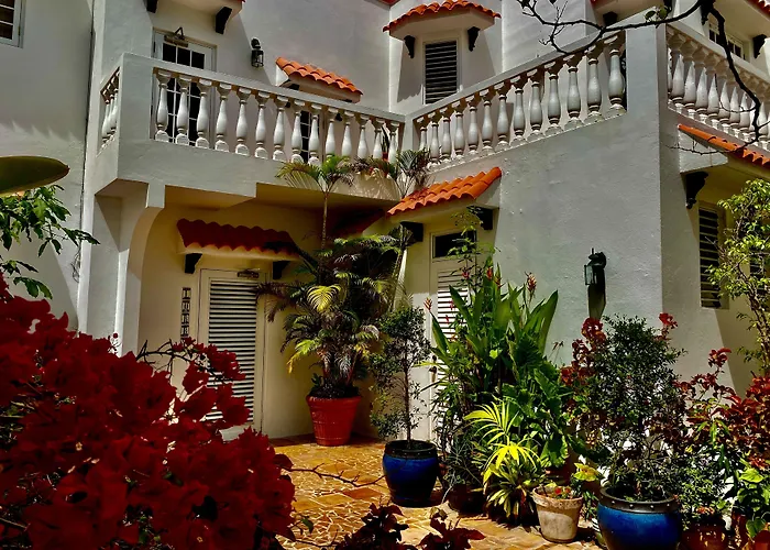 HotellWind Chimes Boutique