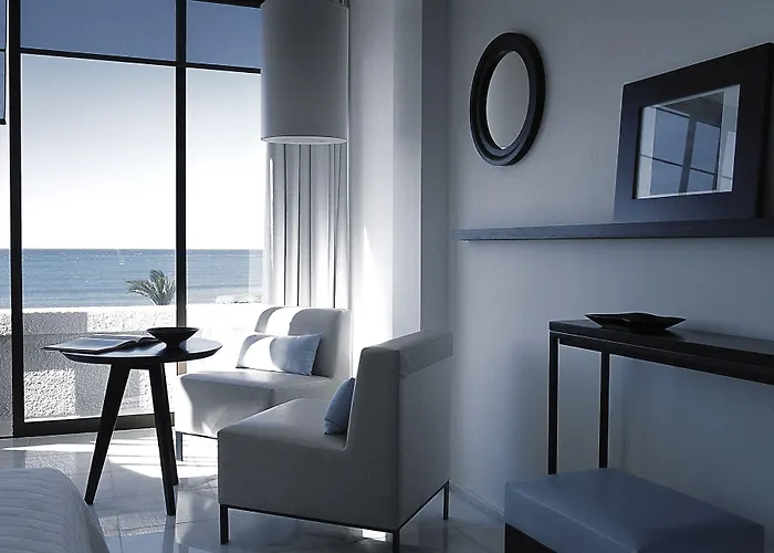 Almyra Hotell Paphos