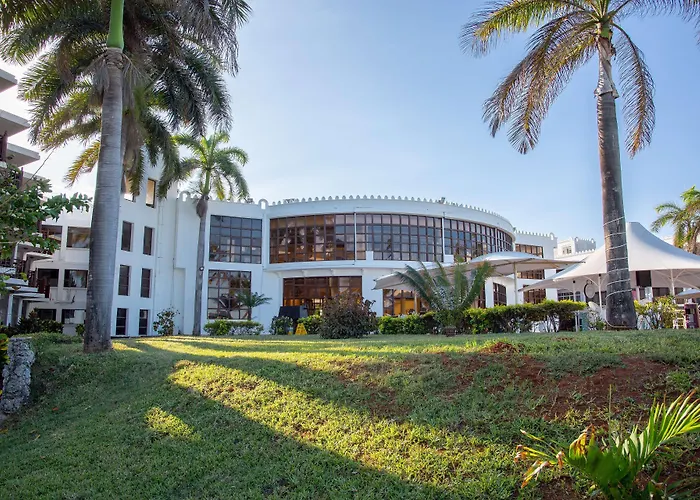 Golden Tulip Dar Es Salaam Hotell