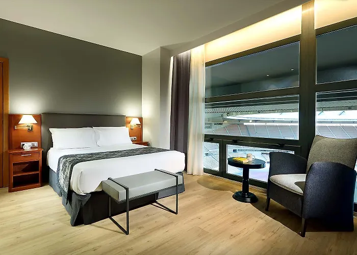 Exe Isla Cartuja Hotell Sevilla