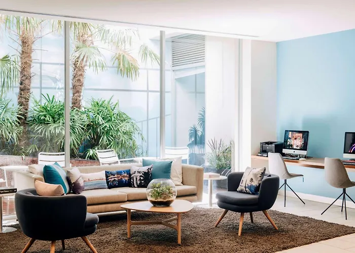 HotellSaint Kilda Beach