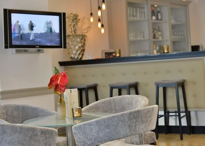 Celler Hof Hotell