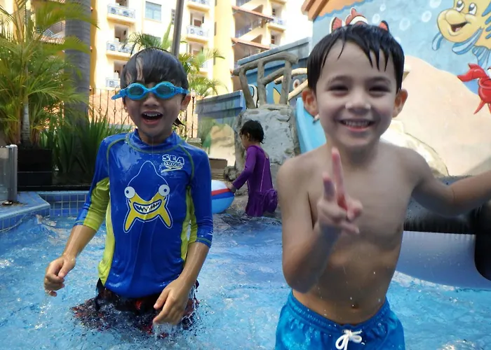 Fraser Place Robertson Walk Singapore