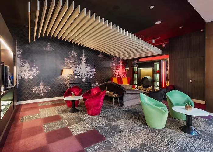 Ikonik Parlament Hotell Budapest