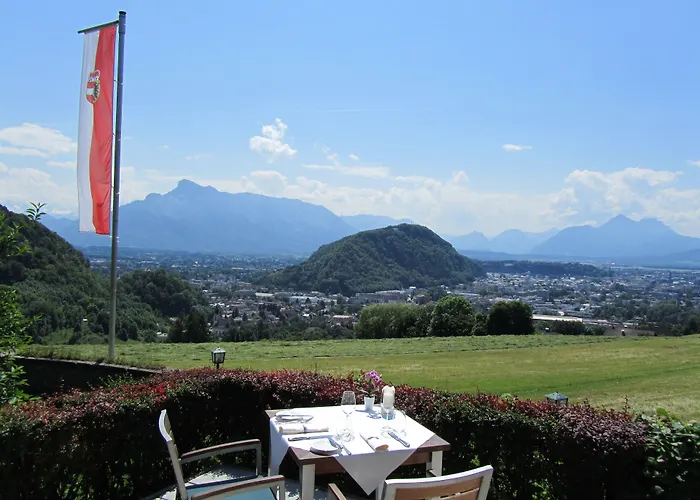 Hotel Schoene Aussicht Salzburg