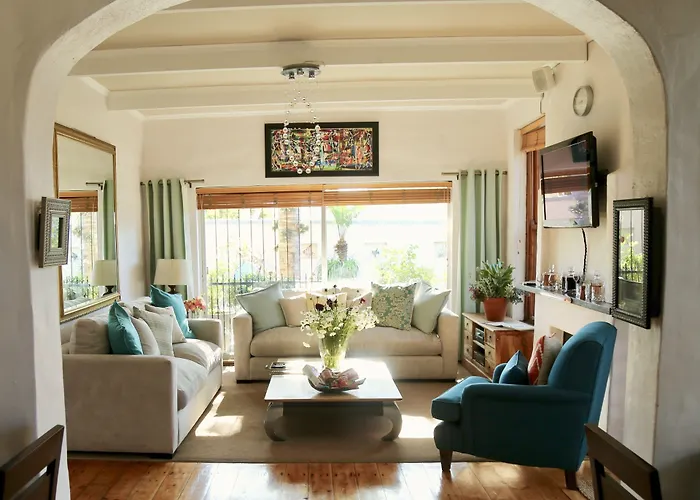 Point B Guest House -Sustainable Solar Energy Kapstaden