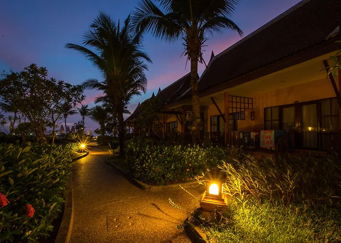 HotellLanta Casuarina Beach - Sha Plus