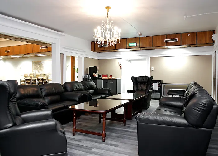 Moss Hotel & Apartments