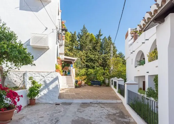 Hostal El Escudo De Mijas