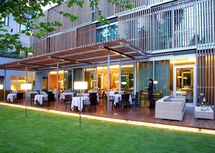 Abac H&R Barcelona Monument Hotel