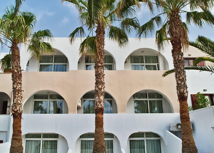 Makarios Hotel Kamári