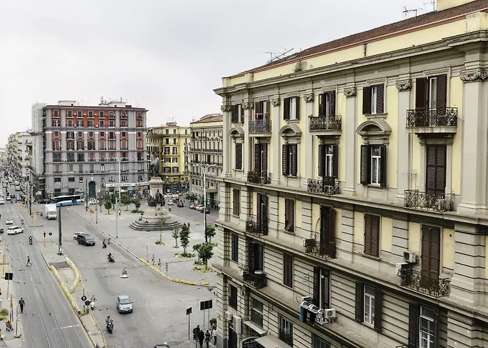 B&B Art Suite Principe Umberto Neapel