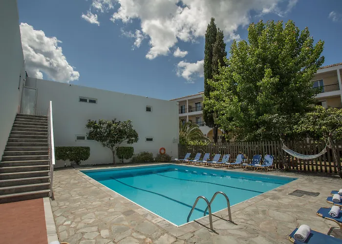 Popi Star Hotell Gouvia