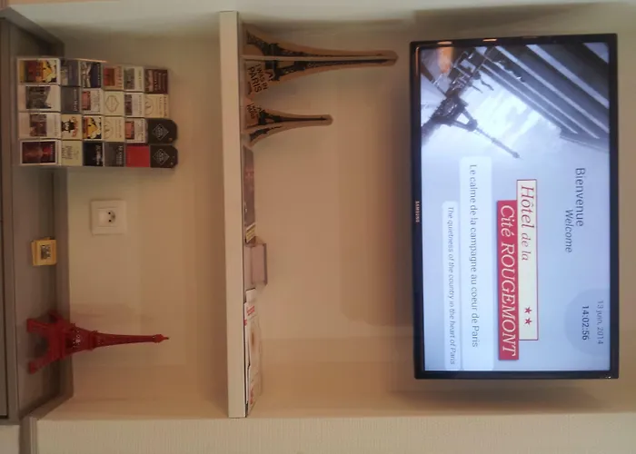 Hotel De La Cite Rougemont Paris