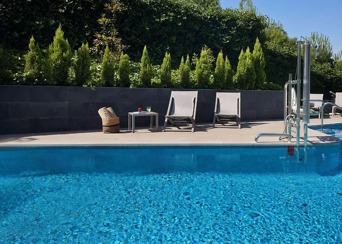 Nh Madrid Ribera Del Manzanares Hotell
