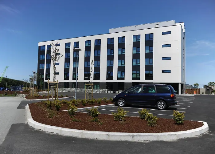 Tananger Apartment Hotel Sola