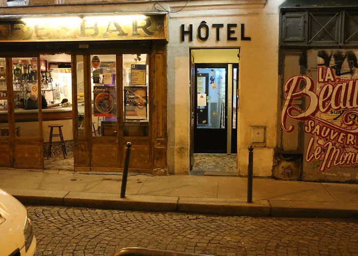Grand Hotel De Clermont Paris